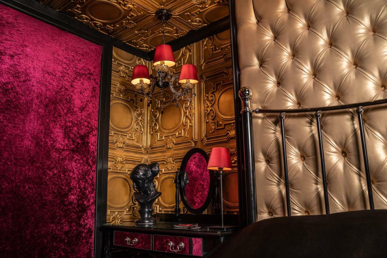 Brighton Erotic Boudoir Apartment Exterior photo